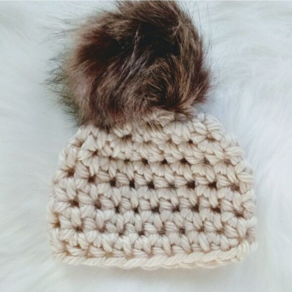 Matching Chunky Knit Crochet Hat Set - Picture 5 of 8
